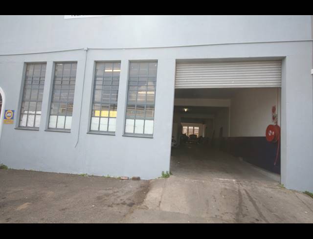 481M² FACTORY TO LET IN PAARDEN EILAND